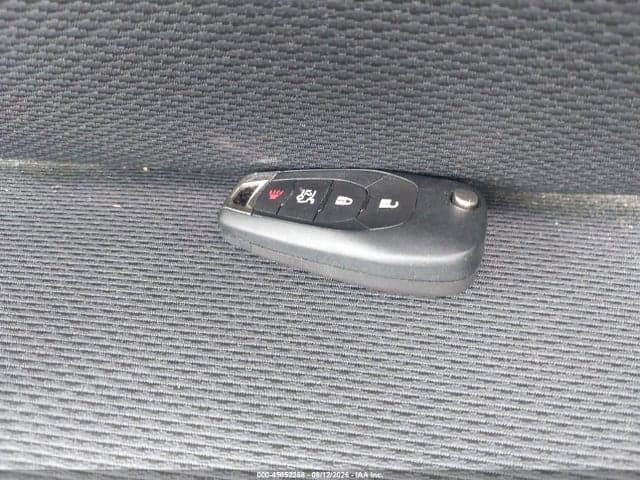 2017 CHEVROLET CRUZE LT AUTO 4