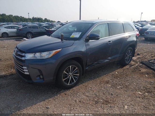 2019 TOYOTA HIGHLANDER XLE 2