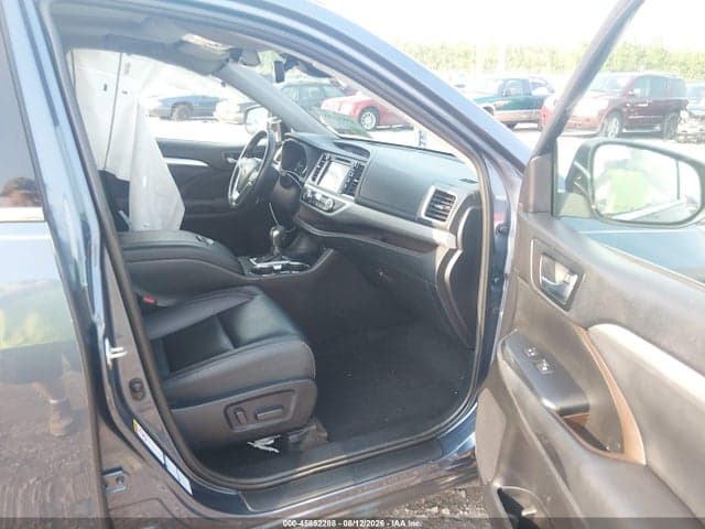 2019 TOYOTA HIGHLANDER XLE 5