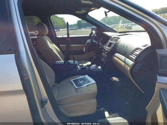 2017 FORD EXPLORER 5