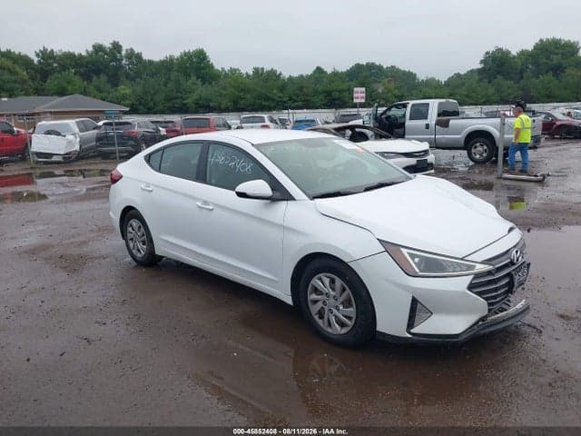 2019 HYUNDAI ELANTRA SE 1