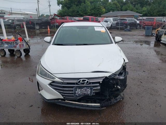2019 HYUNDAI ELANTRA SE 12