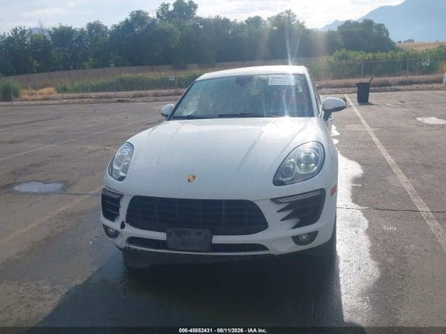 2018 PORSCHE MACAN SPORT EDITION 12