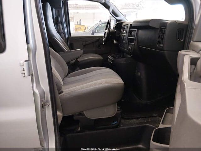 2017 CHEVROLET EXPRESS 3500 LT 5