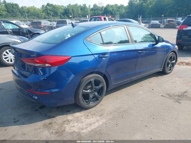 2017 HYUNDAI ELANTRA SE 4