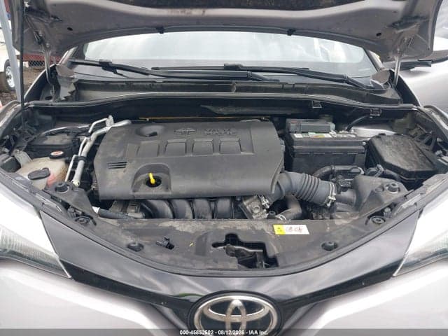 2020 TOYOTA C-HR XLE 10