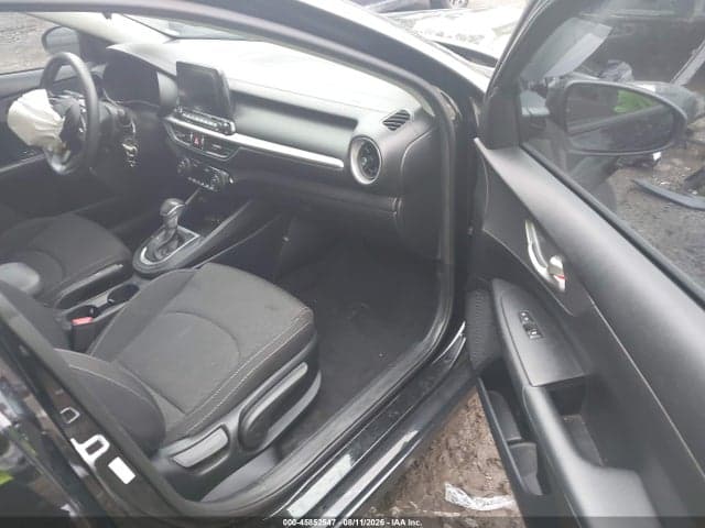 2019 KIA FORTE FE 5