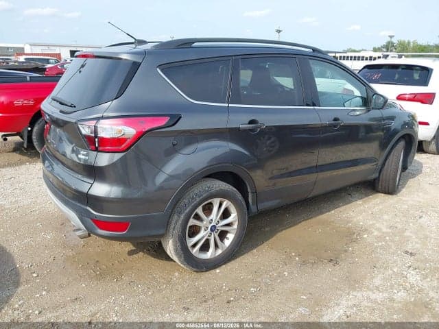 2018 FORD ESCAPE SE 4
