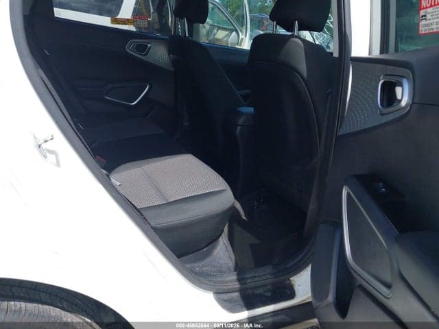 2022 KIA SOUL LX 8
