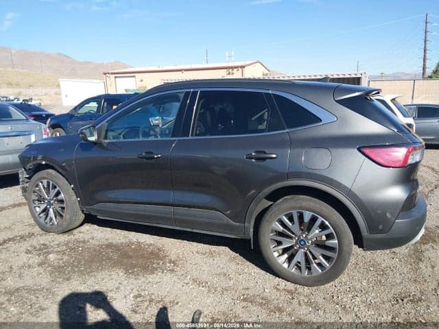 2020 FORD ESCAPE TITANIUM 15