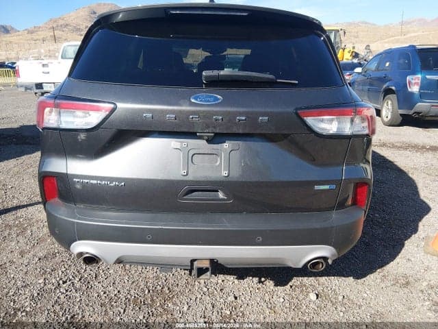 2020 FORD ESCAPE TITANIUM 17