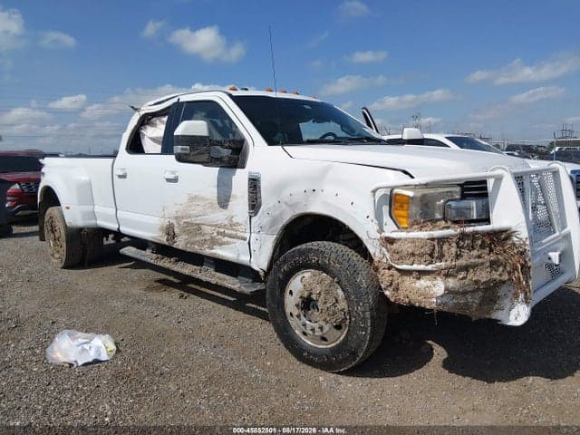 2017 FORD F-450 LARIAT 11