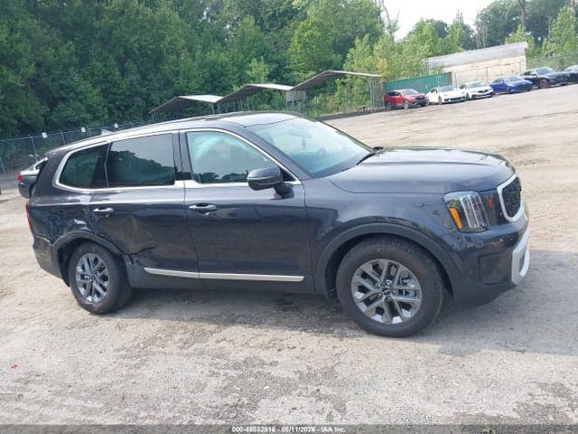2025 KIA TELLURIDE LX 13