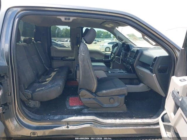 2017 FORD F-150 XL 8