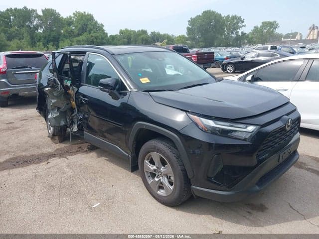 2025 TOYOTA RAV4 XLE 1