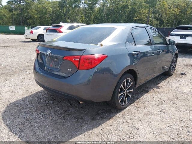 2017 TOYOTA COROLLA SE 4