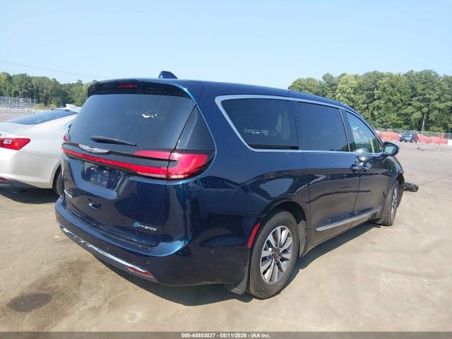 2022 CHRYSLER PACIFICA HYBRID LIMITED 4