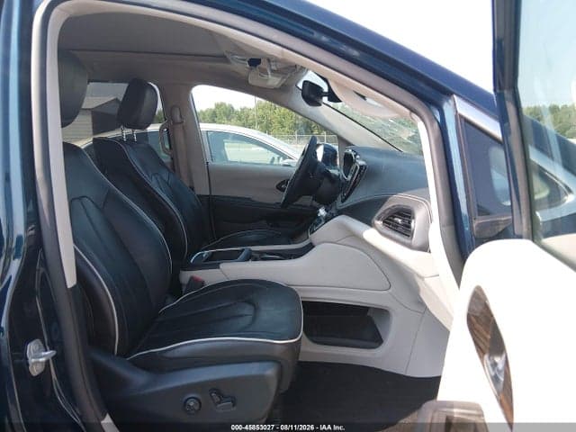 2022 CHRYSLER PACIFICA HYBRID LIMITED 5