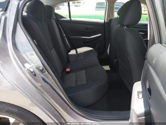 2025 NISSAN SENTRA SV 8