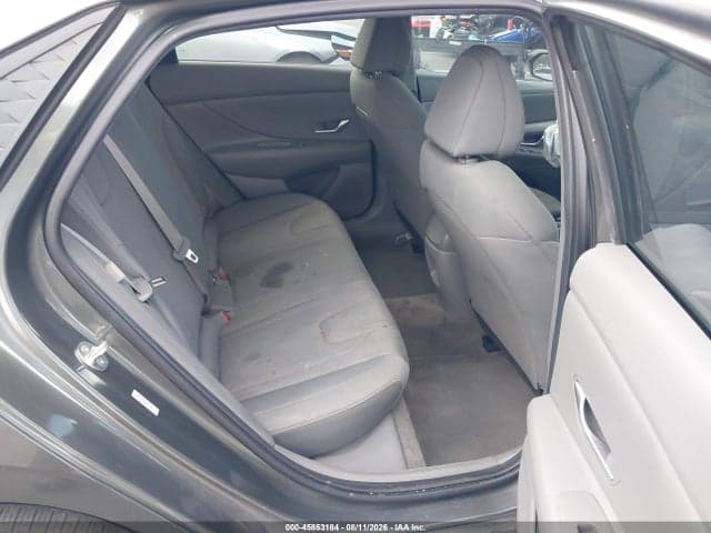 2024 HYUNDAI ELANTRA SE 8
