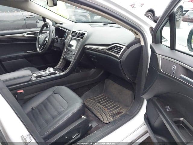 2017 FORD FUSION SE 5