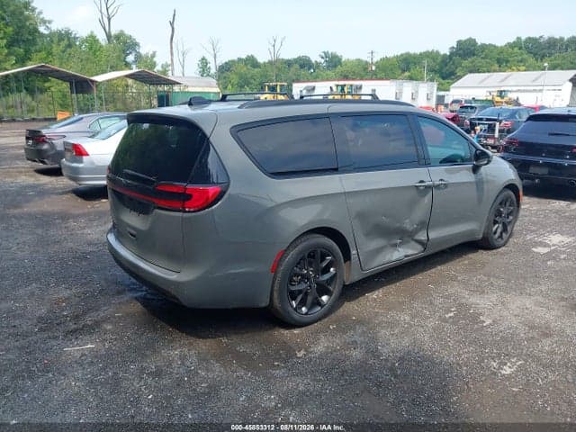 2023 CHRYSLER PACIFICA TOURING L 4