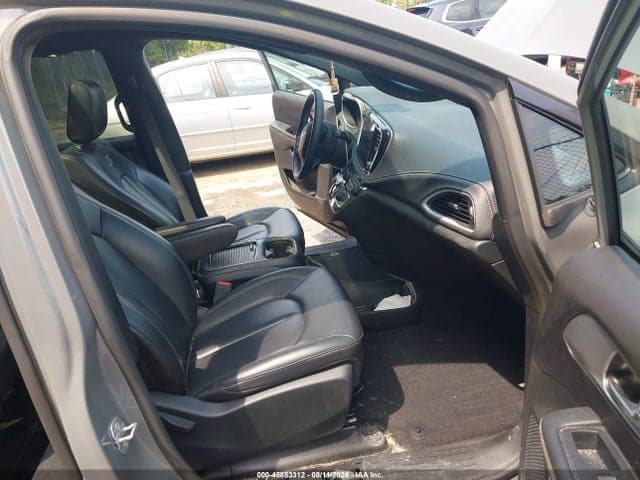 2023 CHRYSLER PACIFICA TOURING L 5