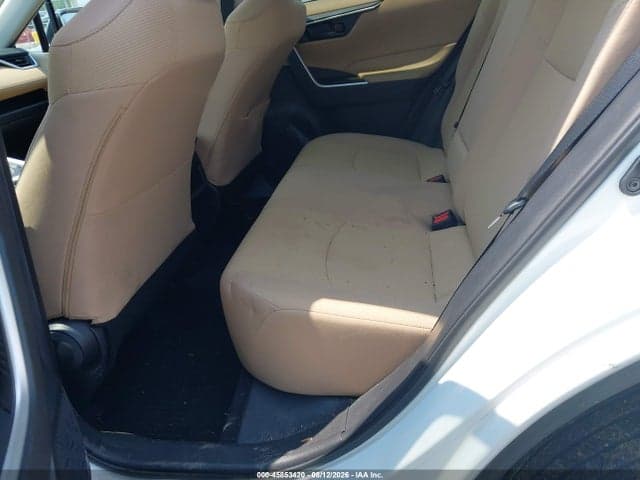 2021 TOYOTA RAV4 LE 8