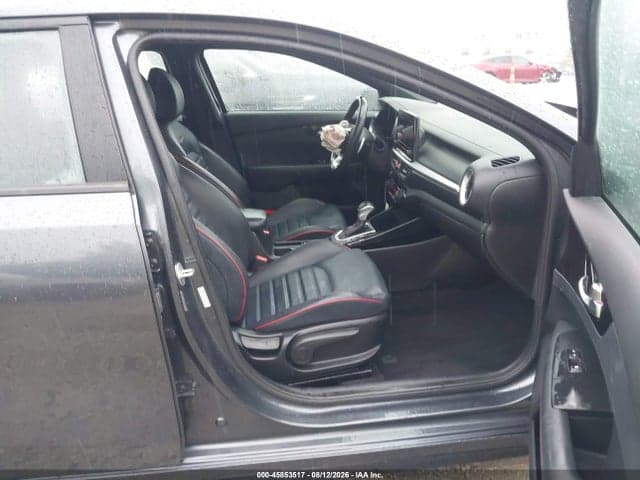 2023 KIA FORTE GT 5