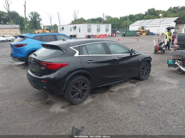 2018 INFINITI QX30 4