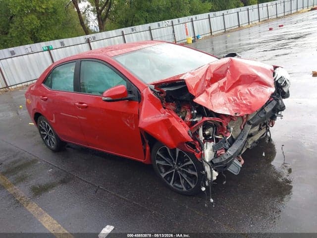 2018 TOYOTA COROLLA SE 1