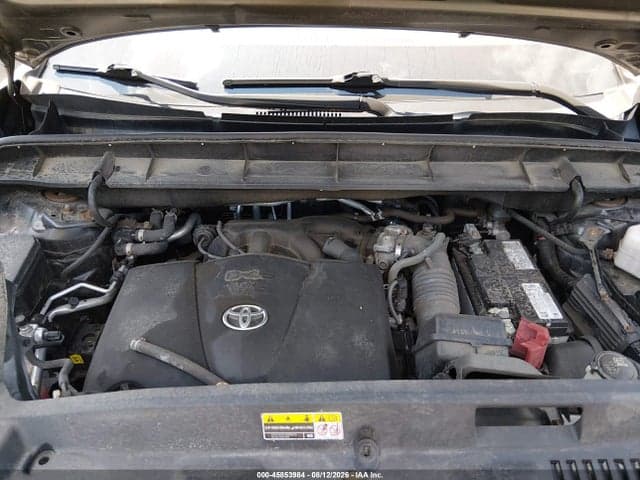 2022 TOYOTA HIGHLANDER LE 9