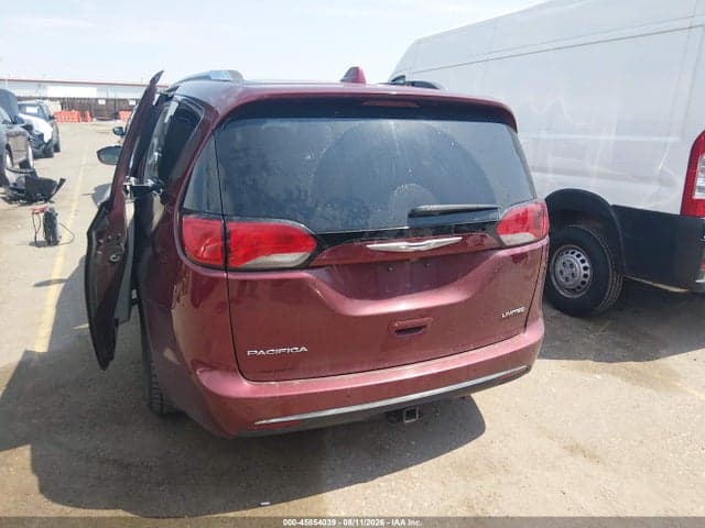 2018 CHRYSLER PACIFICA LIMITED 16