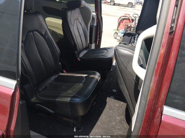 2018 CHRYSLER PACIFICA LIMITED 5