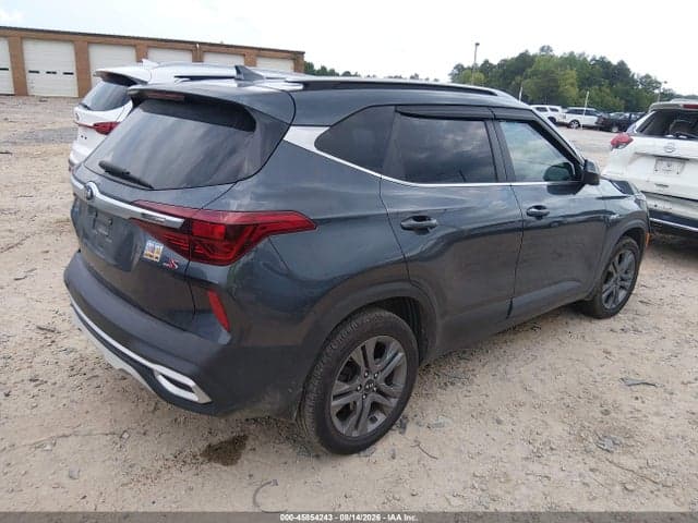 2021 KIA SELTOS S 4