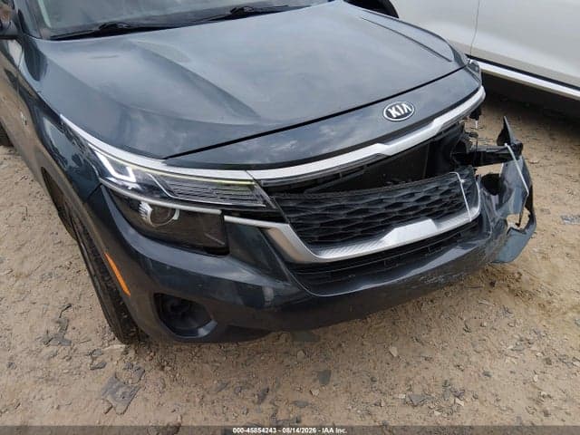 2021 KIA SELTOS S 6