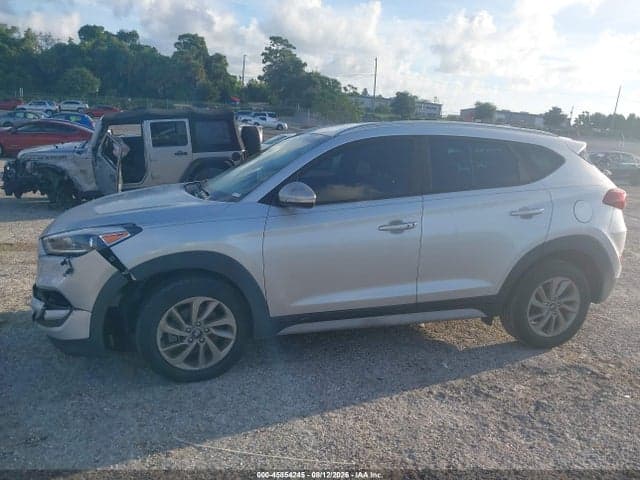 2017 HYUNDAI TUCSON SE PLUS 14