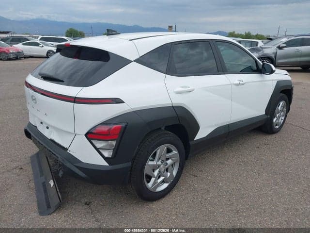 2026 HYUNDAI KONA SE 4