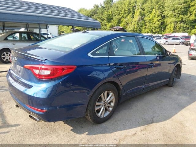 2017 HYUNDAI SONATA SE 4