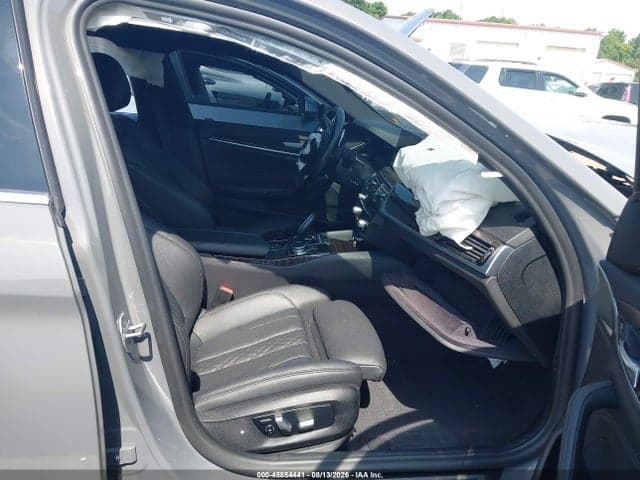 2021 BMW 530 XI 5