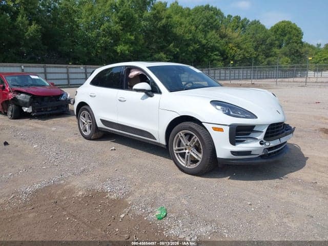 2021 PORSCHE MACAN 1