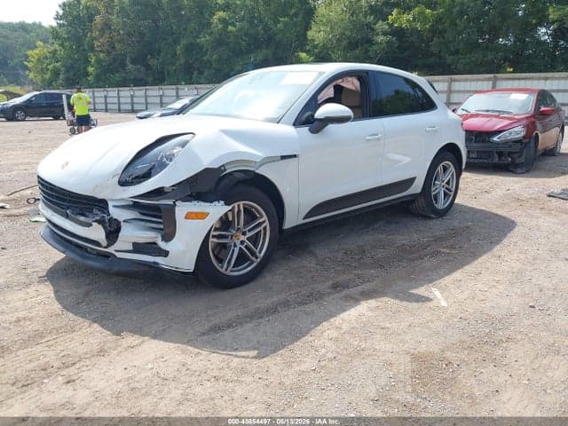 2021 PORSCHE MACAN 2