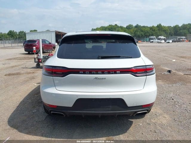 2021 PORSCHE MACAN 17