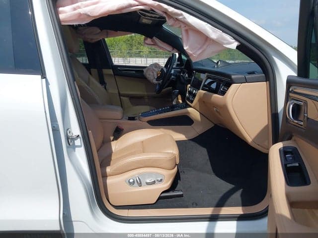 2021 PORSCHE MACAN 5