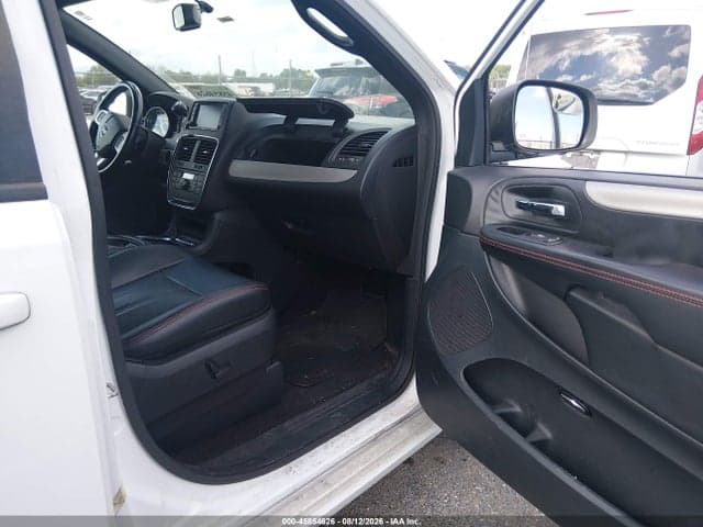 2018 DODGE GRAND CARAVAN GT 5