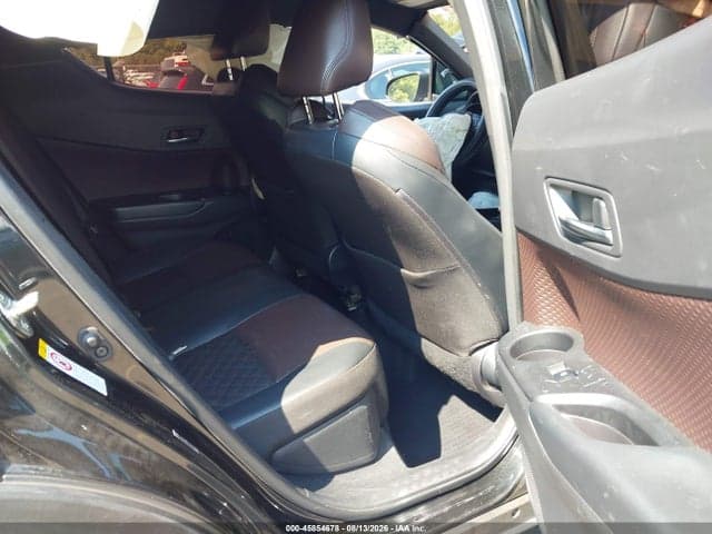 2019 TOYOTA C-HR LIMITED 8