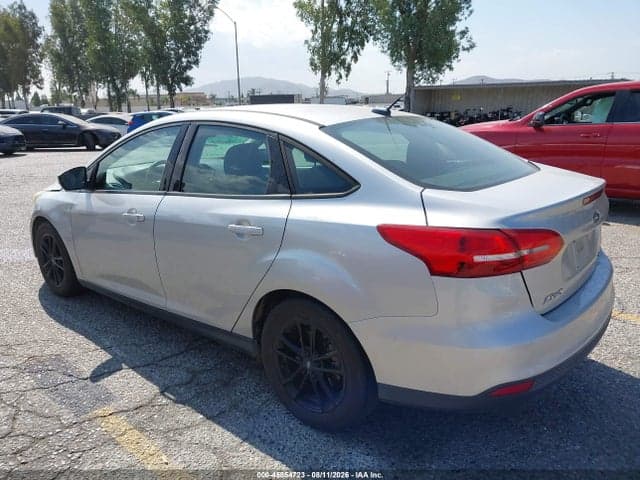 2017 FORD FOCUS SE 3