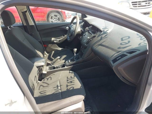 2017 FORD FOCUS SE 5