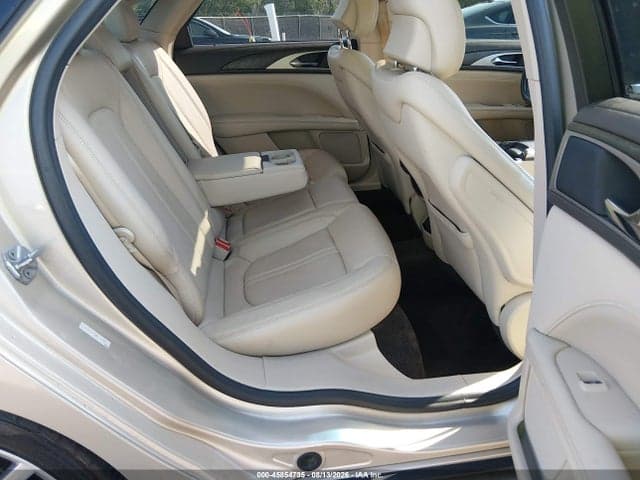 2017 LINCOLN MKZ RESERVE 8