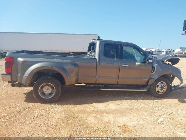 2022 FORD F350 13